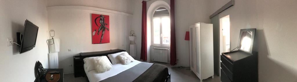 Gallia House 2*